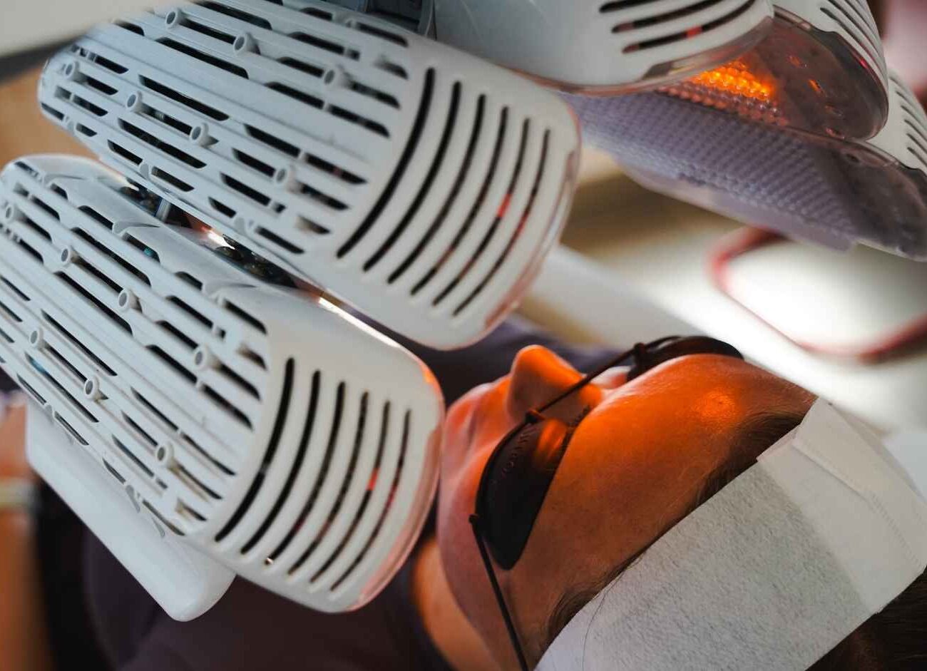 Healite II LED Light Therapy device at Sisä Skincare in Freshwater on Sydney's Northern Beaches supporting skin healing and post-treatment recovery.